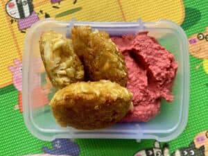 Cauliflower and chickpea koftas with beetroot hommus