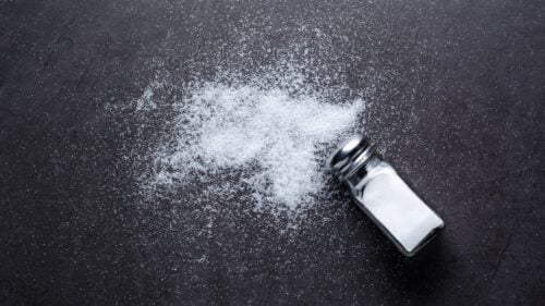 7 alternatives to salt to make food taste great