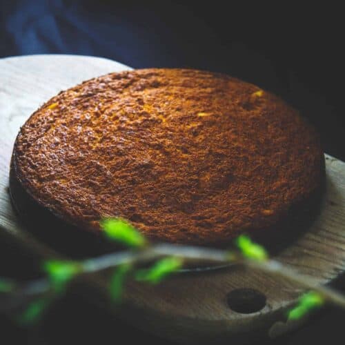 Carrot and pineapple cake