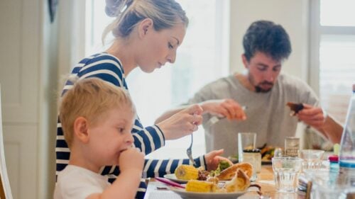 Feeding a family of 4: a healthy and cost-effective way