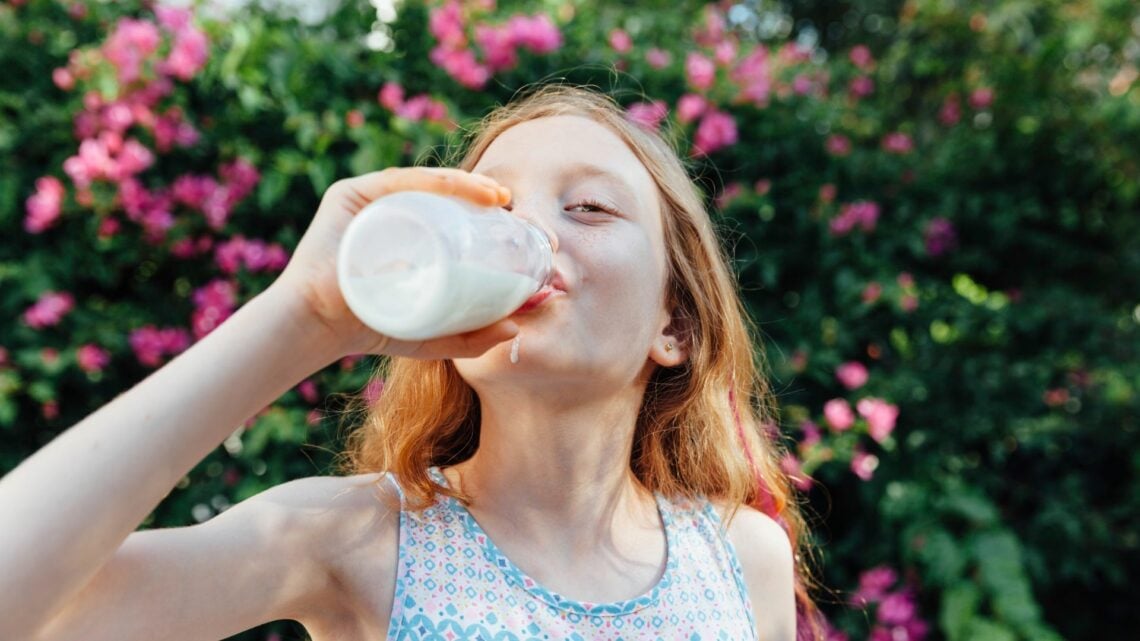 Make water your kids’ drink of choice when thirsty