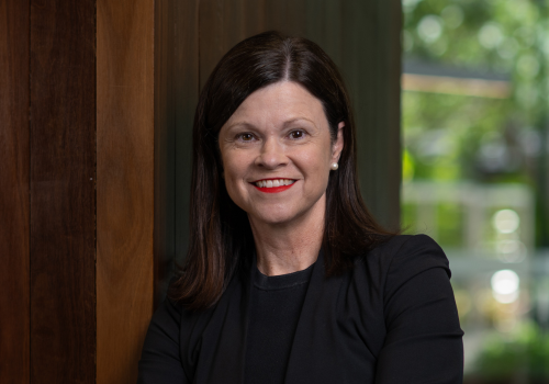 Dr Robyn Littlewood