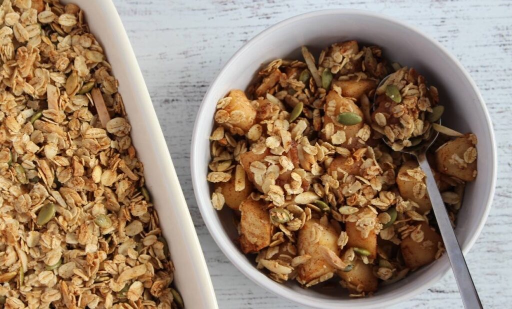 Apple oat crumble