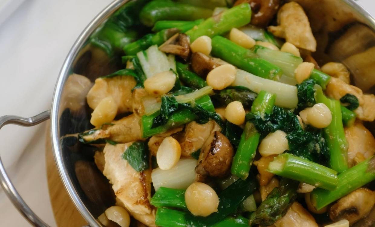 Chicken Macadamia Stir fry
