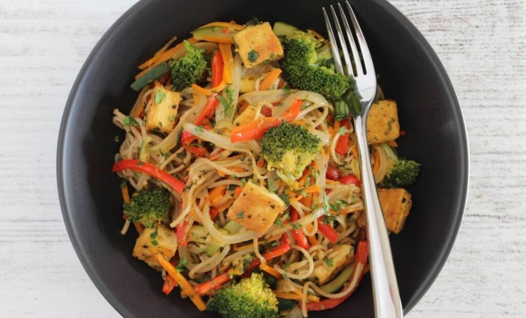 Tofu, Noodle and Vegetable Stir Fry